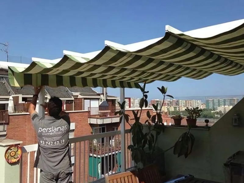 Toldo vainas en Sant Cugat. Persianas Domésticas